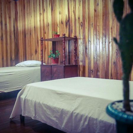 Monte Los Lirios Lodge Монте-Верде Экстерьер фото