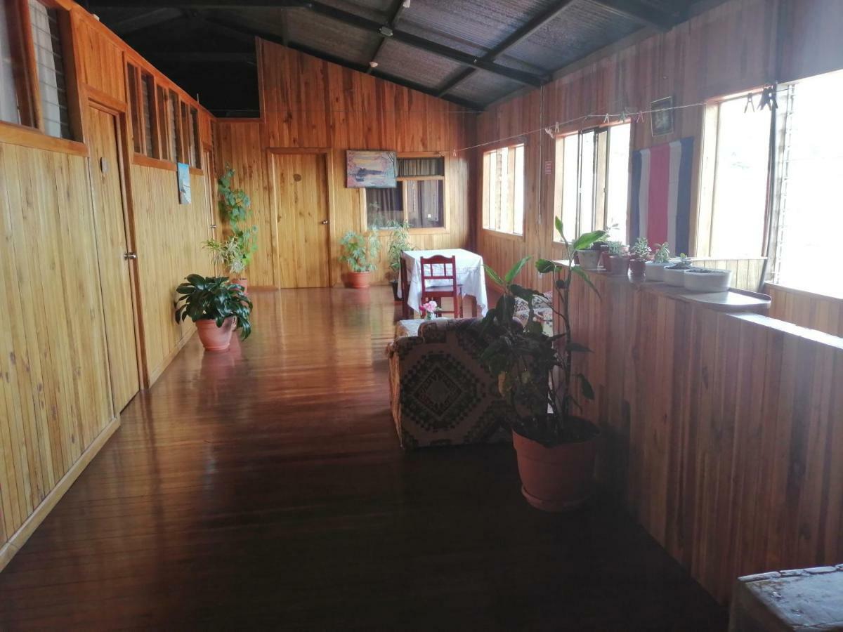 Monte Los Lirios Lodge Монте-Верде Экстерьер фото