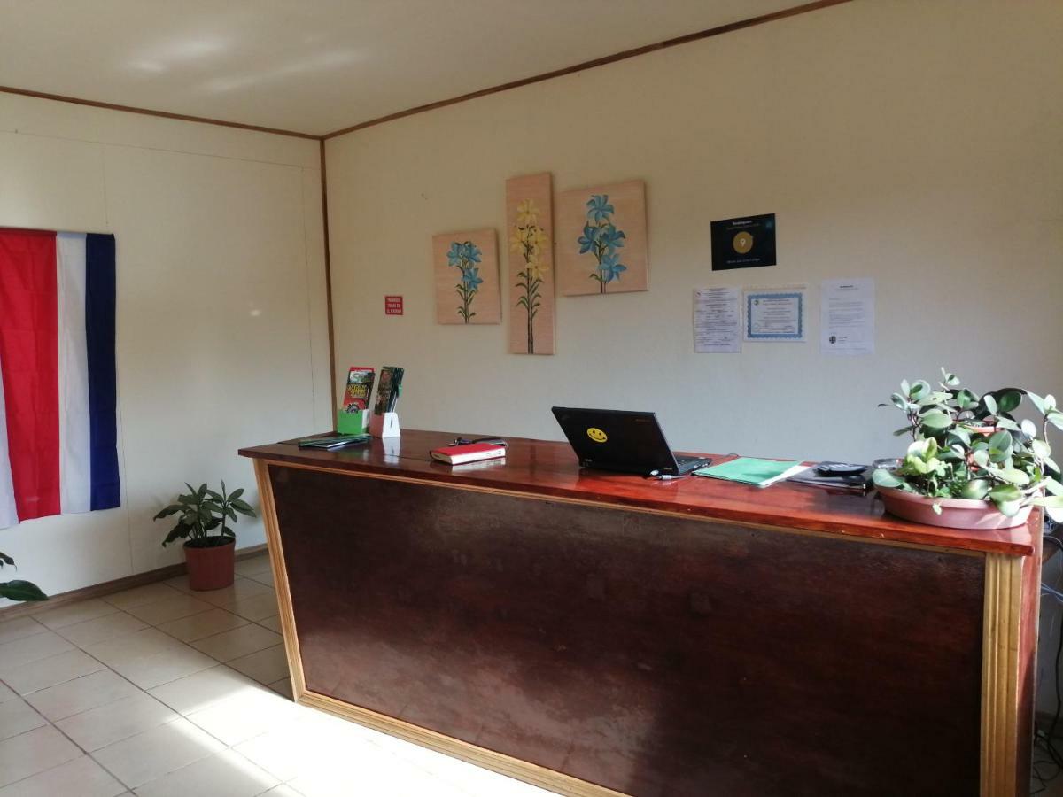 Monte Los Lirios Lodge Монте-Верде Экстерьер фото