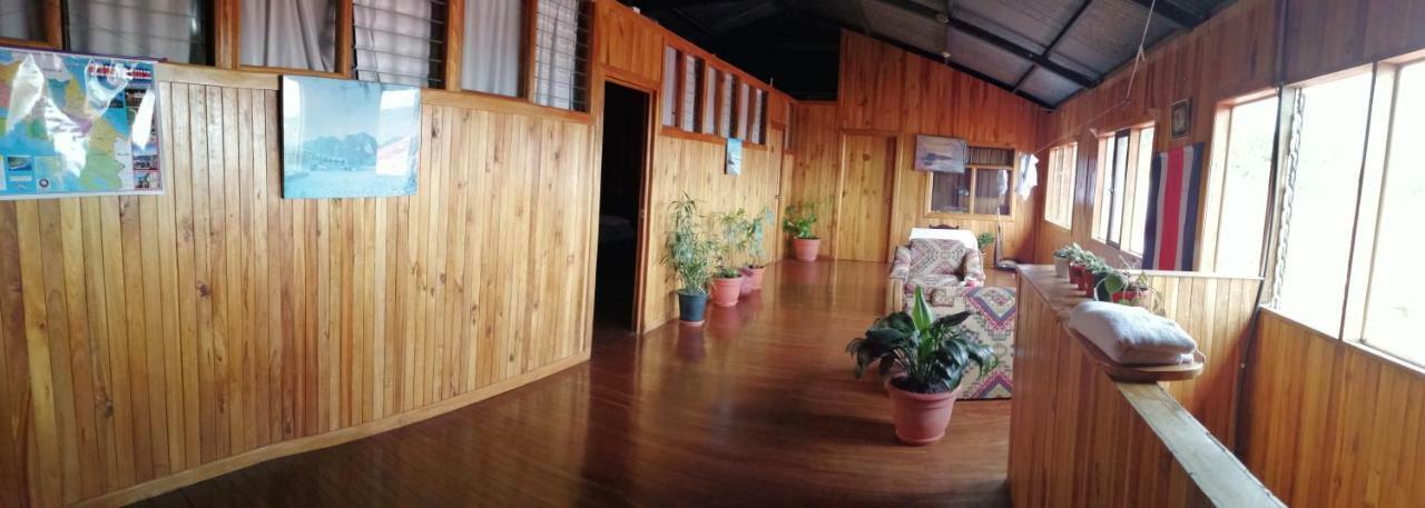 Monte Los Lirios Lodge Монте-Верде Экстерьер фото